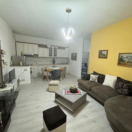 Center Of Tirana Apartment Екстериор снимка